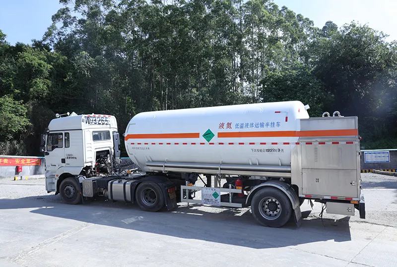 Liquid Nitrogen Storage Tanks