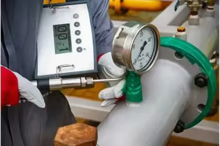 Helium vs Hydrogen for Leak Detection Applications